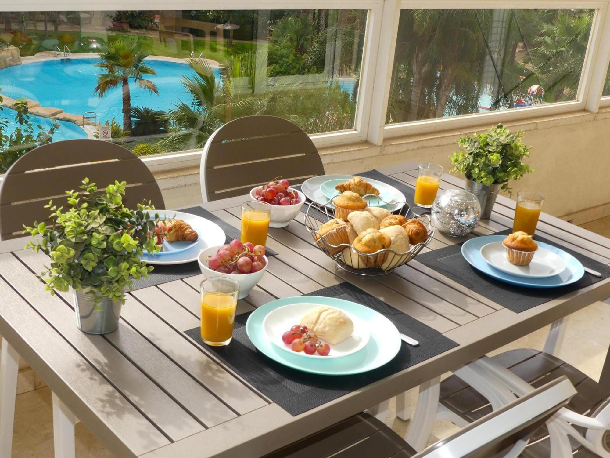 2 Bedroom Comfort With Airconditioning - Max 6 Guests Apartamento