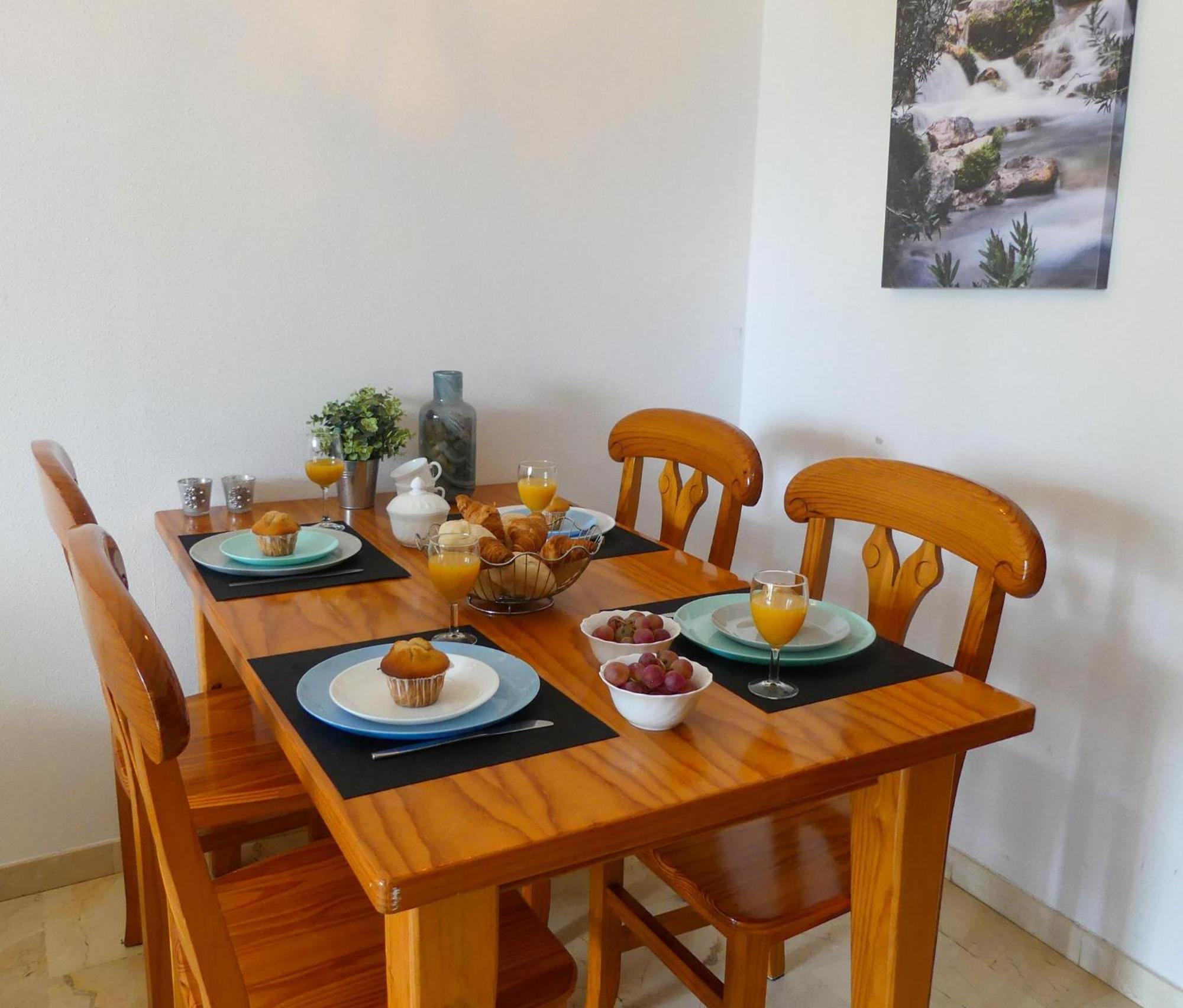 2 Bedroom Comfort With Airconditioning - Max 6 Guests